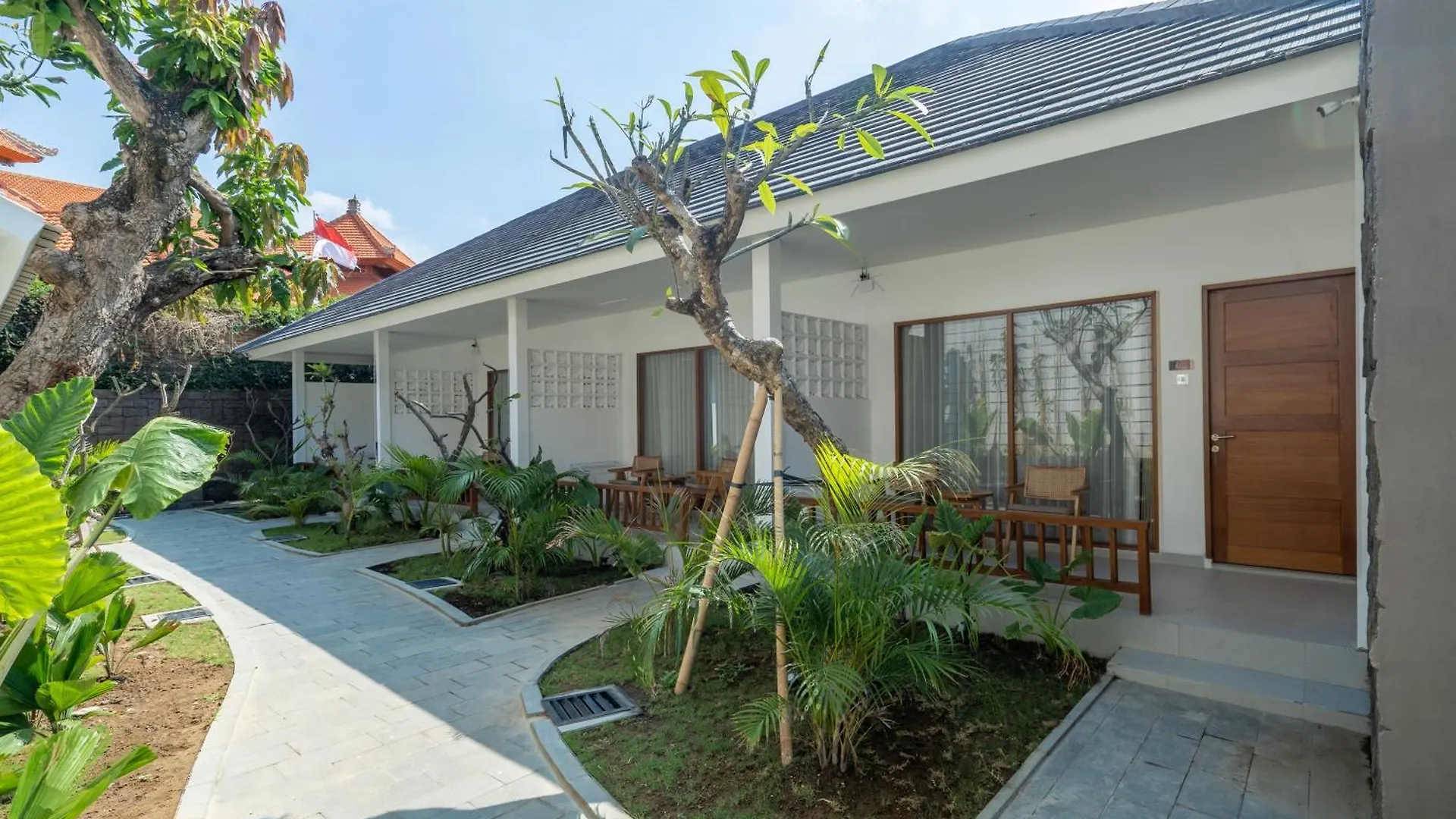 מלון קוטה לומבוק Casa Wina Kuta
